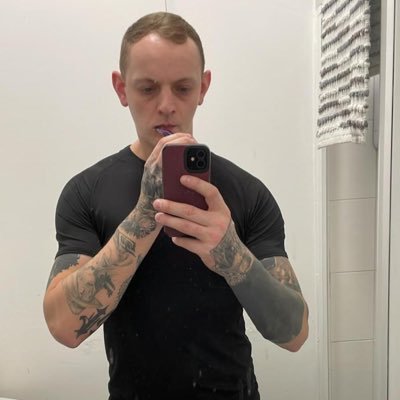 bobbynoggz's profile picture. 👌😁