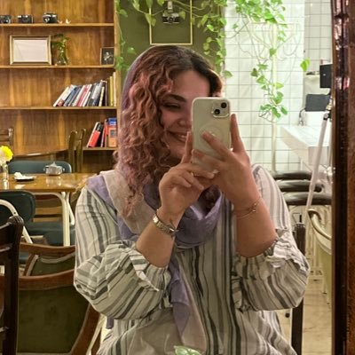 هروقت دفترچم دنبالم نباشه چرت و پرتای ذهنم رو اینجا خالی میکنم:)