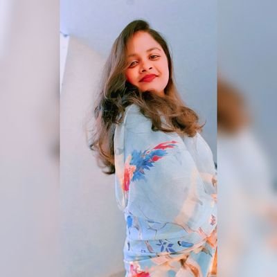 Live in the sunshine where you belong
☀️❤️🔥🦋
mahadev🙇♀️ 🕉💙