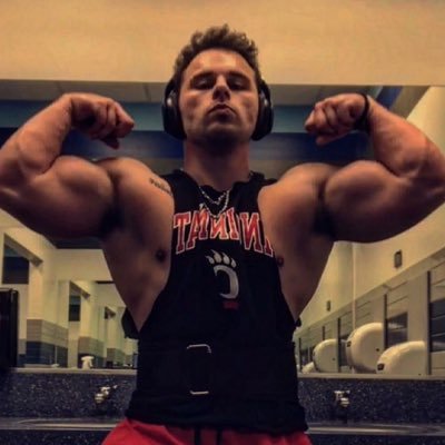 Former college FB player who just loves the Bengals, video games, and anime. Who Dey Fuckers