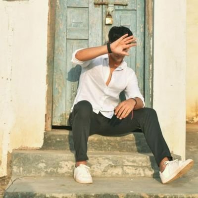 abhinavsing27's profile picture. Sprinkling kindness like confetti 🌜
Collector of cute things and happy 🌈
Embracing my inner unicorn🦄