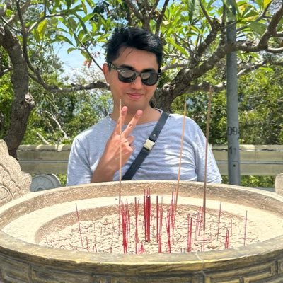 farukh_kn's profile picture. 🧑‍💻 Indie iOS Developer | 🚀 Building in public