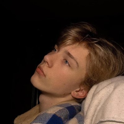 Edith499503's profile picture. 