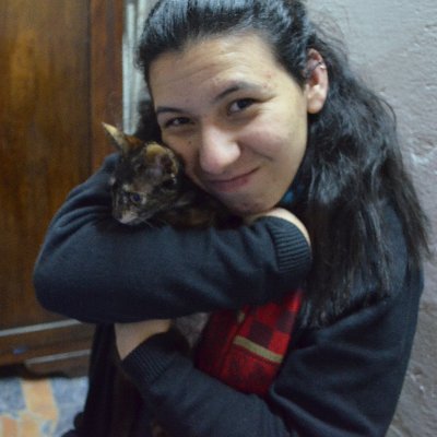 Chandler wannabe. Tereré lover. Acariciadora profesional de michis y perris. 💚🌟