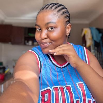 a queen, a good cook and a beautiful creature. Anti bad Government