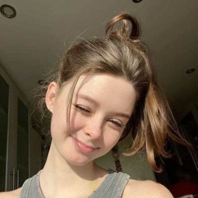 @salihaluna