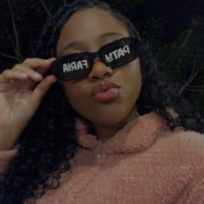 Munizz04's profile picture. 21 y♉ Fiel a mim mesma 🤞🏾