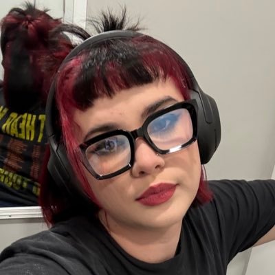 emma | mcr chi ! Profile