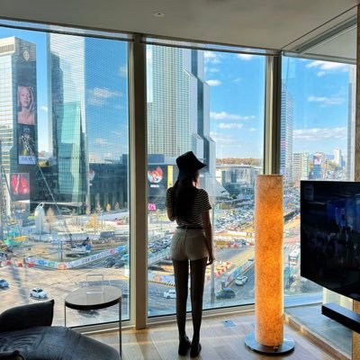 IIIrisxuu's profile picture. 