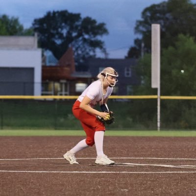 KellyBatten26's profile picture. Pitcher, 2nd base, 5’6 #11 Westerville North High School 2026🎓 GPA 3.7, 18U T3 Mavericks Gold Kellymbatten@gmail.com 614-648-9648