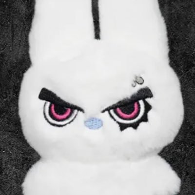 ya_21o_'s profile picture. 🇨🇳雑食オタク 🐟/😈/⚡️/🔮/🦊/🐰