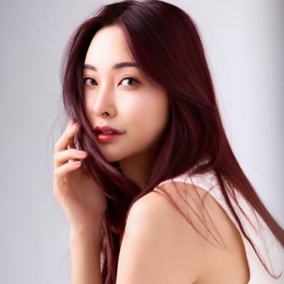 アニメが人生な強めレースクイーン🏁👠 2025 WedsSport Racing Gals プロテイン売りつつシーシャ屋もやってます