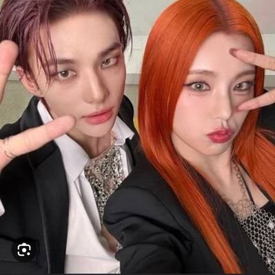 ITZY Yeji × Stray Kids Hyunjin |
YongYongz |
2hwang |
Main Dancers |