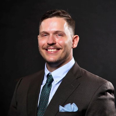 Avery_Love__'s profile picture. PGY-2 UTMB | Internal Medicine | Outdoors and gym goer | @UHouston '17 | @ambossmed Ambassador | @SpringerClinMed Author "The Essential Evidence" Coming Soon