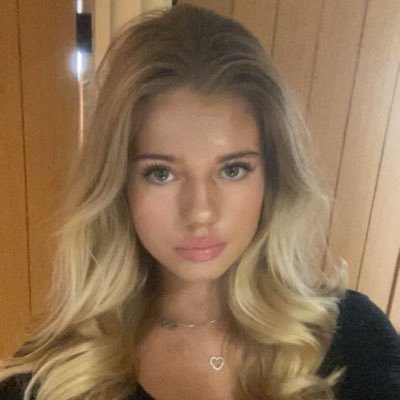 findom princess š¦ | 19 y/o | š³š±/šµš± | your newest addiction 𫦠| https://t.co/CITesCaPlN