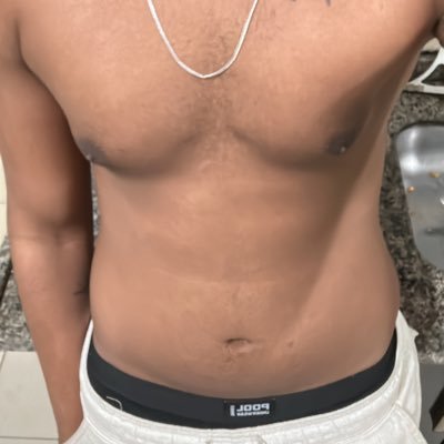 jhonatazin03's profile picture. 
