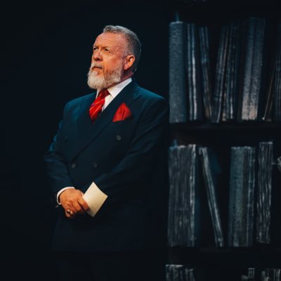 Actor @BelfieldWard- Hamlet,Sister Boniface,Romeo+Juliet,Coronation Street,Little Voice,Curious Incident,War Horse,Downton Abbey,Shameless.#avfc