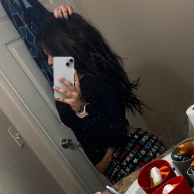 main @n4styriri 🫧 free vids 😍https://t.co/PeY4Sg1uOP