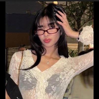 busyrewviews's profile picture. 🫶