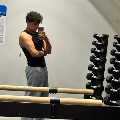 iDarlingggo's profile picture. 10v3