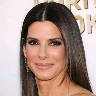 Entrepreneur, CEO, and award-winning Canadian actress. Welcome to my official private page!