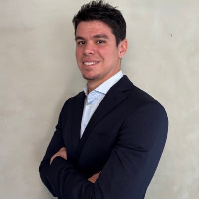 Former Footballer Instagram:@viniciusfreitas