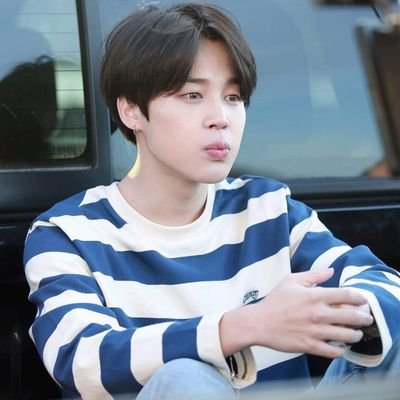 emel. 🐥🤍 im here for jimin. nerd & fangirl.
IG: https://t.co/YJAr7fV1tI