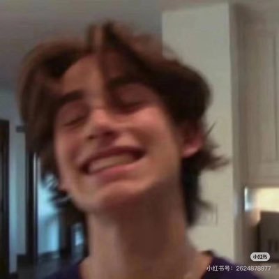 JiangK98301's profile picture. 妈妈重度依赖