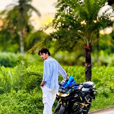 bayzid261319's profile picture. 