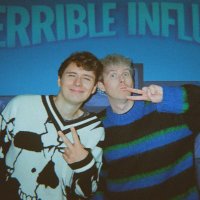 taylor (she/her) (@phanlore) 's Twitter Profile
