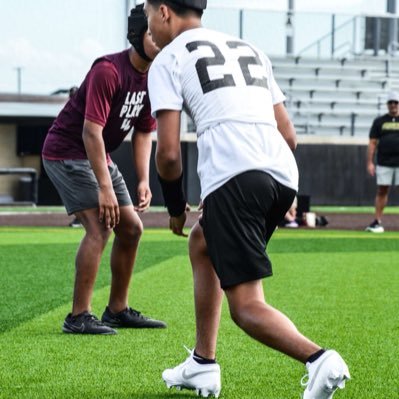 ElijahAcos27815's profile picture. OLB|TE | class of 29’ 📍Buda Johnson Hs| Jags, 5,9”| 145lbs, 9th grade| Hard work, Grind Don’t Stop💪🏽 #StudentAthlete #Texasfb