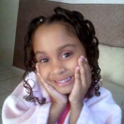 gabrielli com dois L's e i no final / filha da luanna do 44