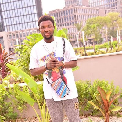 fausbrawn49532's profile picture. 