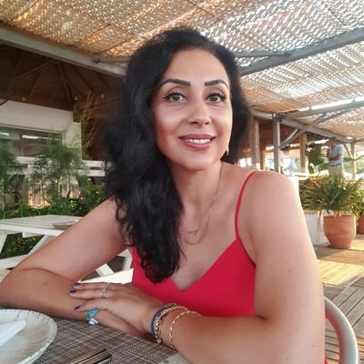 Takipler takip amaçlıdır.
Türkçe Öğretmeni,
Yazar,💍,Dm🚫
Yazdıklarım hayal ürünüdür
@uyanisyayinevi yazarı
https://t.co/DctL7RGF3z
