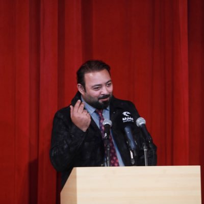 شاعر حاصل على جائزة البردة في الإمارات عام ٢٠١٨. وعدد من الجوائز الأخرى، له مجموعتان شعريتان، أحد نجوم برنامج أمير الشعراء10، عضو اللجنة الثقافية اتحاد الادباء