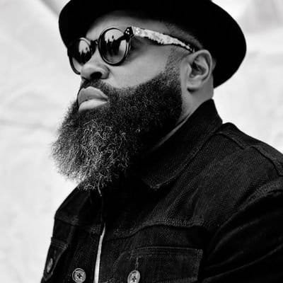 Media personality /Content Writer/ Author@XXL
/Marketing Manager@XXL
🗞️📰Digital content: @XXL, @XXL
🎙️Correspondent@XXL
¶¶@XXL
NYC 🚀