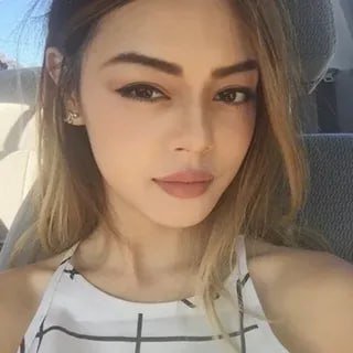 Owner of beauty salon and partnership business in clothing. If I were you, I would totally adore me. #fashion # motivated #naturelover NO Porns