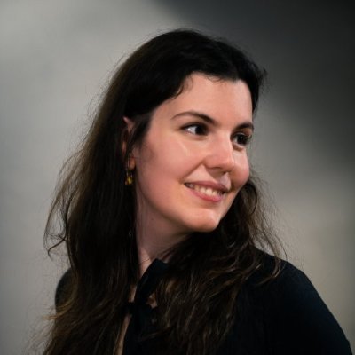 evagpinos's profile picture. 👩‍💻  Faig pàgines web, llegeixo molt i, de tant en tant, escric | 👩‍🎓 Doctora en Traducció