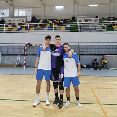 eric_4_11's profile picture. 🧡💙- 42:50- 20/04/2024
Siempre SSS.