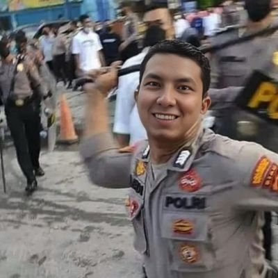 Block = I win //con toda acción, hay una reacción igual y opuesta
//
ex-streamer. Orgullosamente andino y católico ⛰️✝️