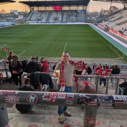 (Ground/Hopper) Norwich City + Rot Weiss Essen.
🏟 155 🏴🏴🇪🇸🇬🇷🇵🇱🏴🇨🇦🇳🇴🇩🇰🇧🇪🇳🇱🇫🇷🇮🇪🇩🇪