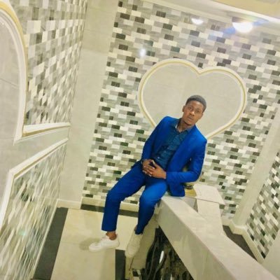 davelbabal95325's profile picture. 