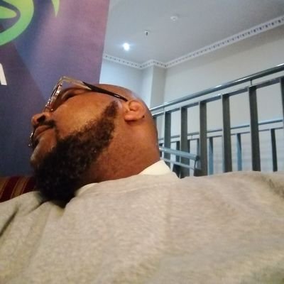 kingC_simphiwe's profile picture. Learning!!!