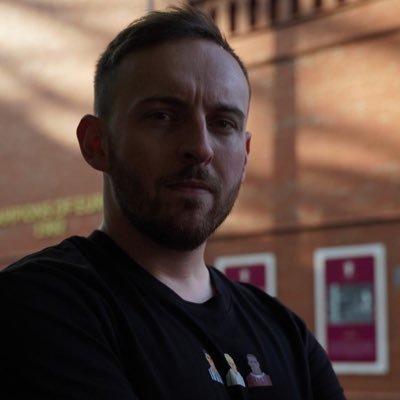 Host @ClaretBluePod 🎙️
Co-Owner @FoundersDesign 🔜