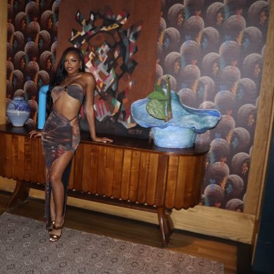 twitch |brokenbluebell1 Ig| Rea1janae 💖. “HOW SWAY”