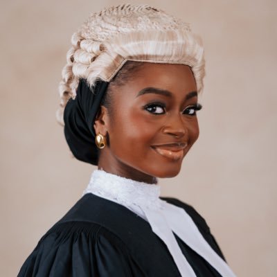 Legal Practitioner ||Artist 🇳🇬 || 📩: aishatola66@gmail.com