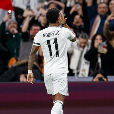 #Logisticien, #Informaticien #TalibeCheikh ❤️📿 #RéalMadrid #HalamadridYnadamàs 🤍 #OM 💙
#LifeBiLeepTérangaLa