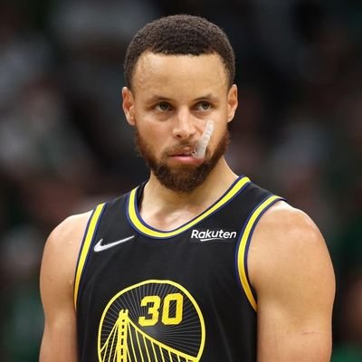 Olympique de Marseille - Golden State Warriors - San Francisco 49ers .
Fan de sport en general , j’ai un avis sur tout.
#CardsAddict