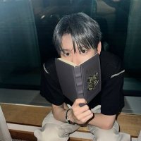 Nav ๐ (@bloominavillera) 's Twitter Profile