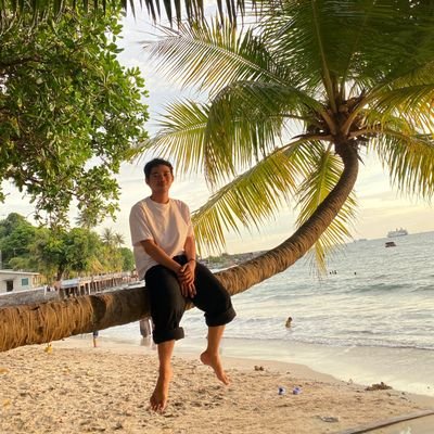 Rakaherlamban18's profile picture. real life